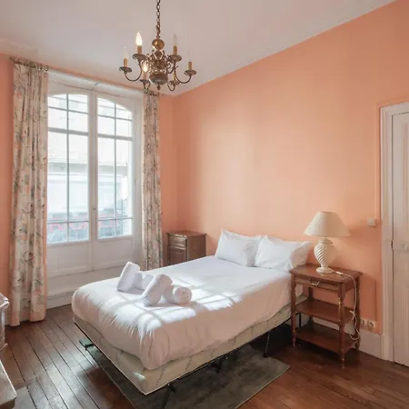Chaperonniere Apartamento