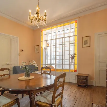 Apartamento Chaperonniere