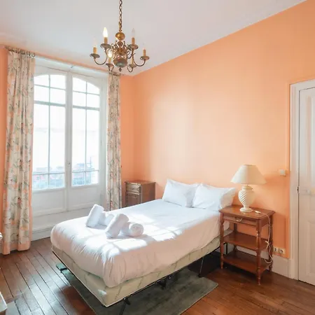 Chaperonniere Apartamento